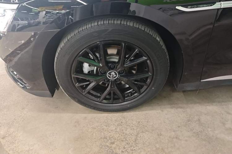 Used BYD Han 2024 DM-i Glory Edition 121KM Elite Model
