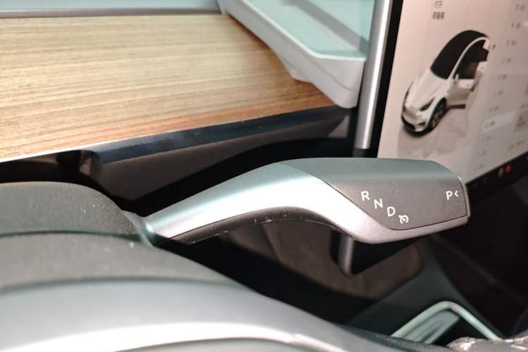 Used Tesla Model Y 2022 Rear-Wheel-Drive Version