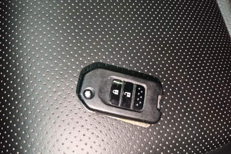 Used Honda XR-V 2017 1.5L LXi CVT Classic Edition Vehicle Key