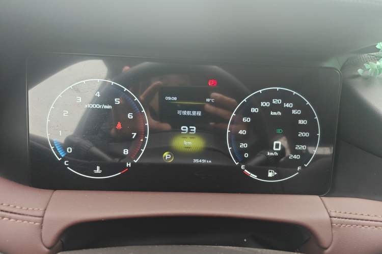 Used Geely Auto Haoyue 2022 1.8TD DCT Luxury 7-Seater Instrument Cluster