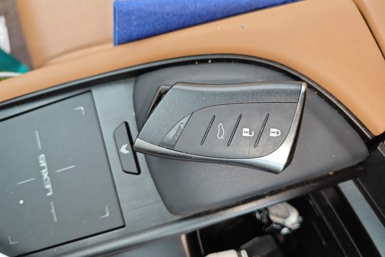 Used Lexus ES 2020 200 Luxury Edition
