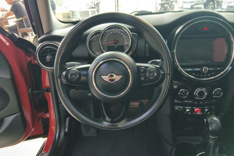 Used MINI 2016 1.2T ONE Pioneer Edition Five-Door Version
