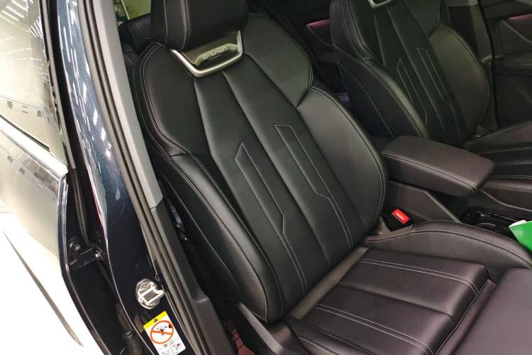 Used Audi Q4 e-tron 2024 40 e-tron Adventure Edition Right Front Seat