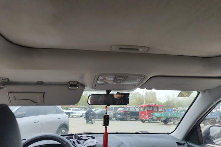 Used Hyundai Celesta 2011 1.6L Manual Luxury Model
