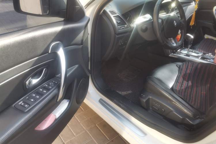 Used Renault Latitude 2011 2.5L Automatic Luxury Navigation Edition