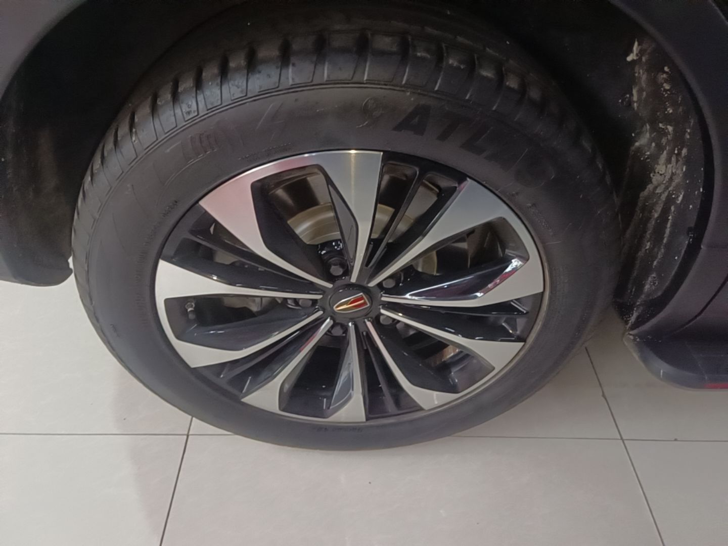 Hongqi HS7 2022 2.0T DCT Two-Wheel Drive Smart Connect Flagship Edition Five Seats - Chinese Trim Xiang — снимка 11