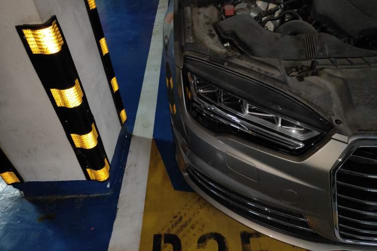 Used Audi A7 2016 40 TFSI Ambition Edition Right Front Headlight