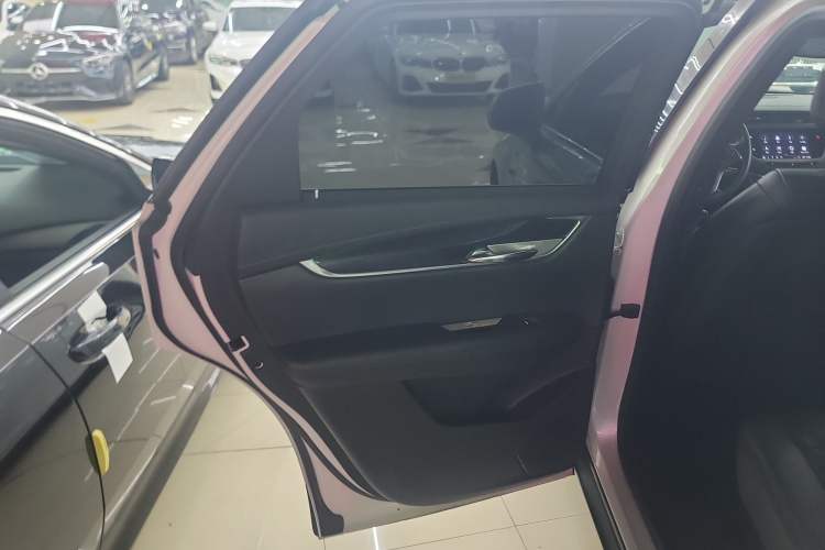 Used Cadillac XT5 2020 28T Luxury Version