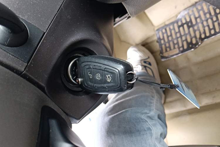 Used Ford Focus 2012 Hatchback 1.6L Automatic Fashion Edition