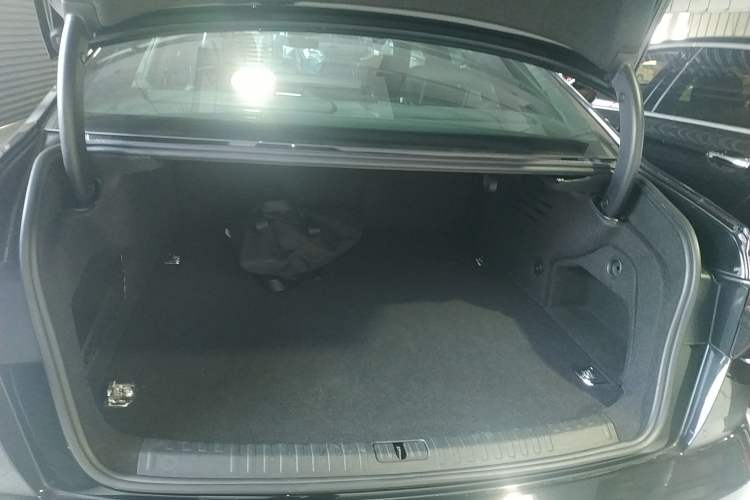 Used Audi A6L New Energy 2020 55 TFSI e quattro Trunk