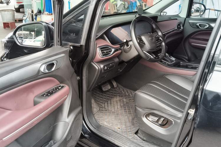 Used GAC Trumpchi M6 2021 PRO 270T DCT Luxury Edition Driver Seat