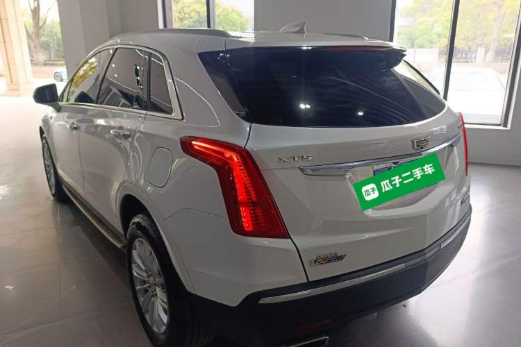 Used Cadillac XT5 2016 28T Four-Wheel Drive Tech Version Rear Left 45 Deg