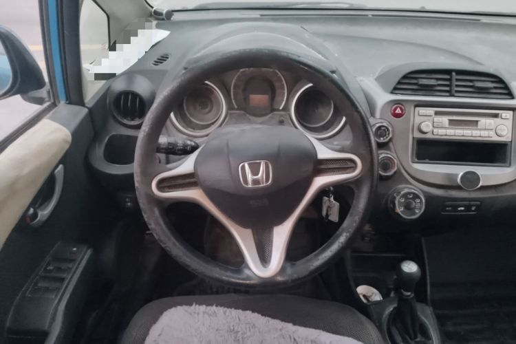 Used Honda Fit 2011 1.3L manual Comfort version

