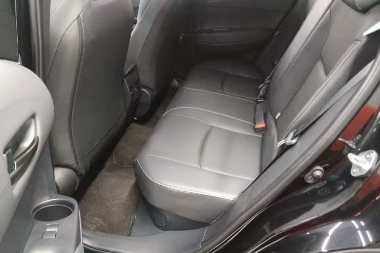 Used Toyota FRONTLANDER 2026 Model 2.0L Smart Electric Hybrid Dual-Engine Luxury Edition Left Rear Seat