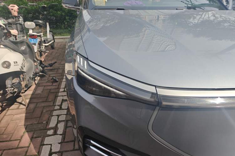 Used ENOVATE ME7 2021 530 km
