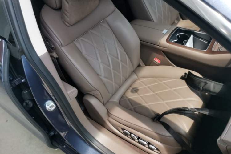 Used Hima Stelato S9 2025 Extended-Range Ultra Right Front Seat