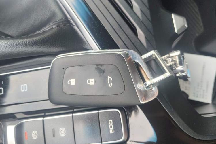 Used Baojun RM-5 2019 1.5T CVT 24-Hour Online Luxury Version 6 Seats
