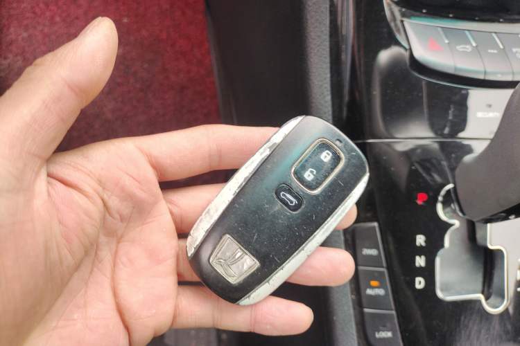 Used Luxgen Great 7 SUV 2014 2.2T Four-Wheel Drive Prestige Version Vehicle Key