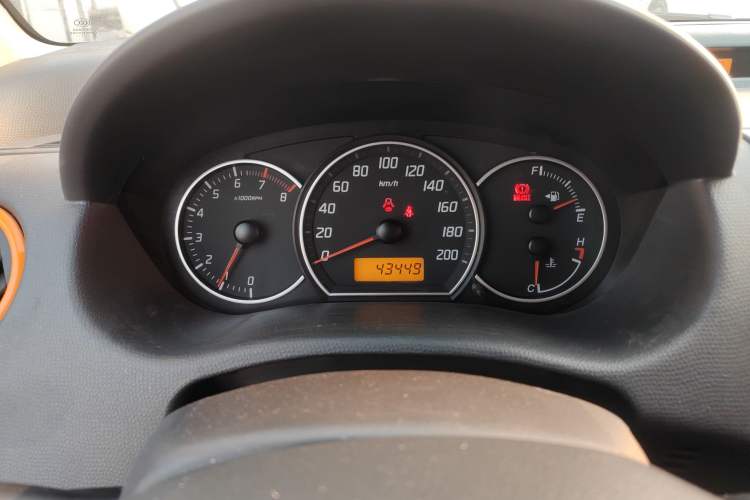 Used Suzuki Swift 2016 1.5L Manual Fashion Edition Cool Play Version