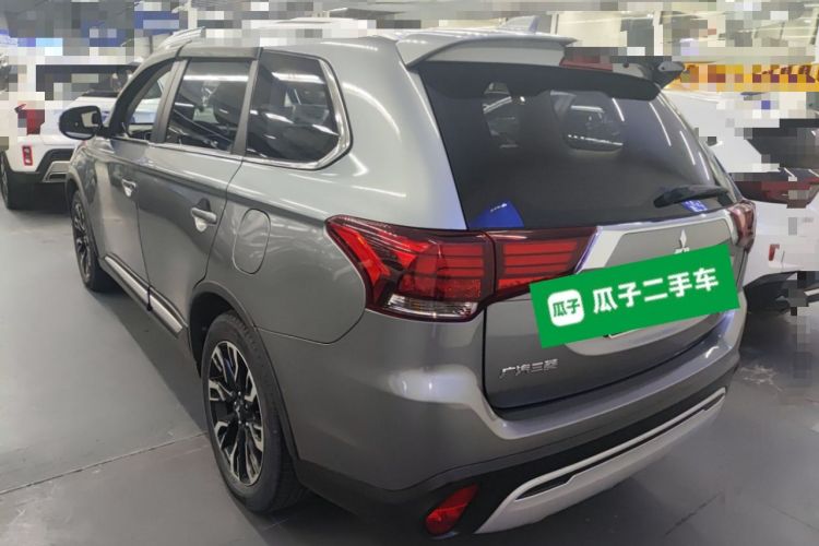 Used Mitsubishi Outlander 2020 2.0L Two-Wheel Drive Comfort Edition 7-Seater
