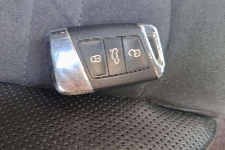 Used Volkswagen Magotan 2017 380TSI DSG Prestige Edition Vehicle Key