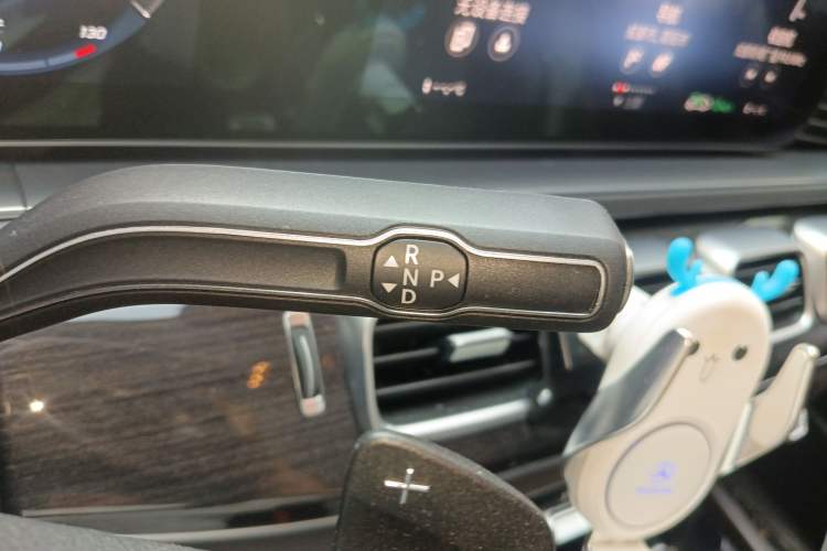 Used Mercedes-Benz GLE 2022 GLE 350 4MATIC Stylish Model
