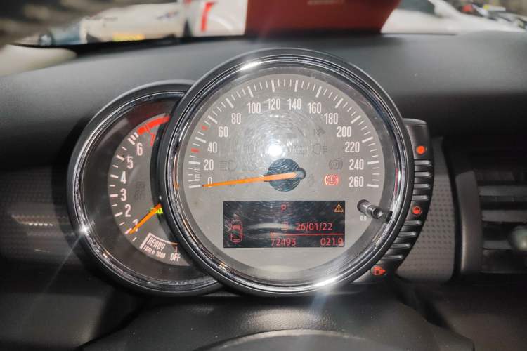 Used MINI MINI 2014 1.5T COOPER Fun