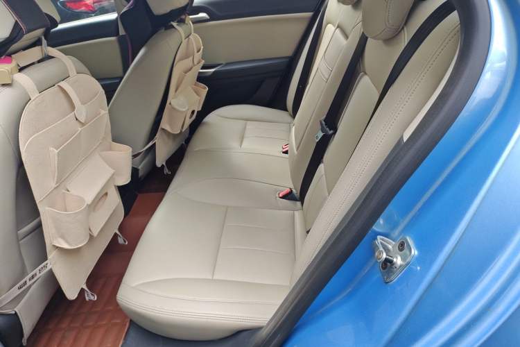 Used Roewe e550 2016 Deluxe Edition
