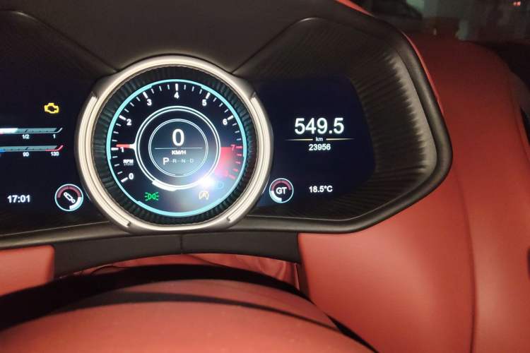 Used AstonMartin DB11 2016 5.2T First Edition
