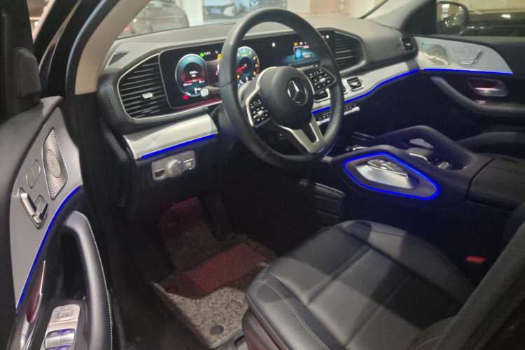 Used Mercedes-Benz GLE 2022 Refreshed GLE 350 4MATIC Coupe SUV Luxury Edition
