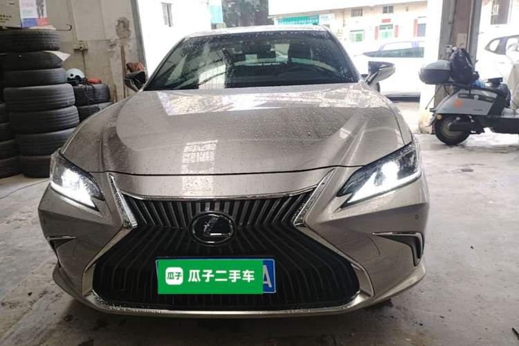Used Lexus ES 2020 200 Excellence Edition