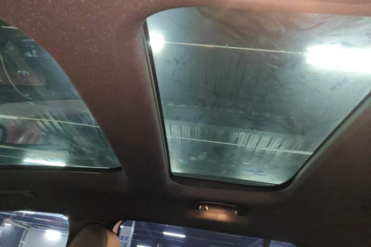 Used Mercedes-Benz GLB 2021 GLB 180 Dynamic Edition Headliner