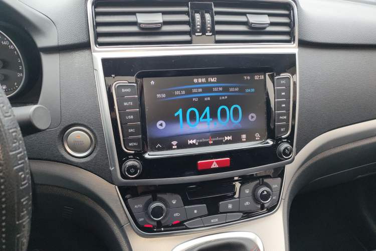 Used Haval M6 2019 1.5T Manual Two-Wheel Drive Elite Version China VI Standard