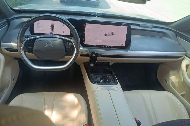 Used XPeng P7 2022 480E Center Console