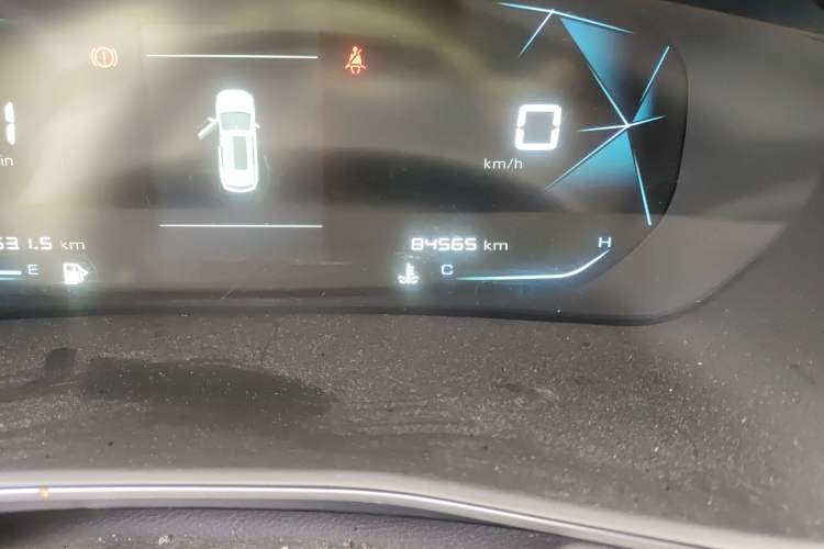 Used Baojun 530 2021 Global Car Anniversary Edition 1.5T Manual Prestige Model 7 Seats Odometer Close Up