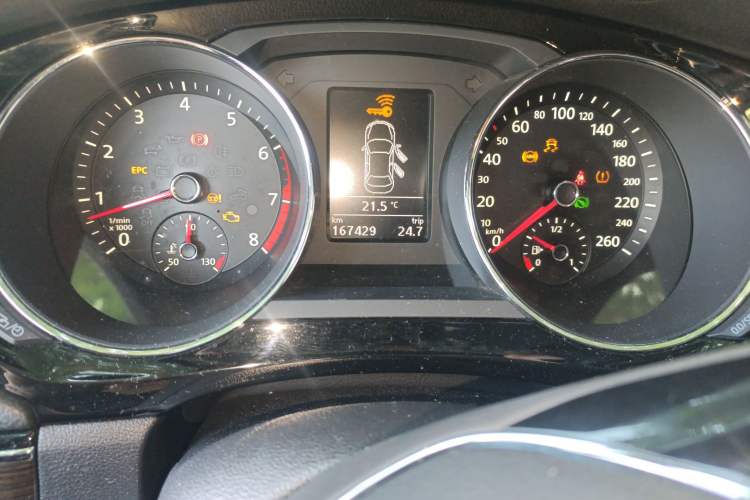 Used Volkswagen Sagitar 2017 230TSI Automatic Luxury Edition