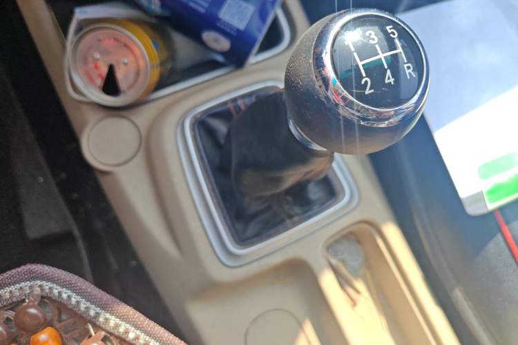 Used Jinbei 750 2015 1.5L Comfort Model
