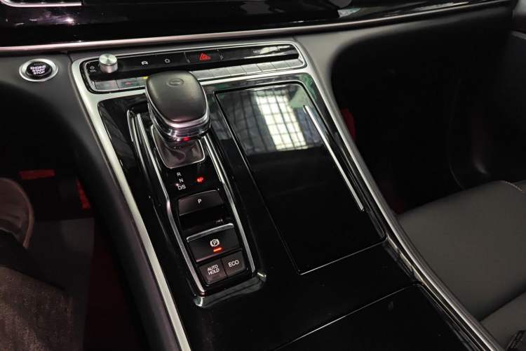 Used GAC Trumpchi M8 2021 Lingxiu Series 390T Deluxe Edition Gear Lever