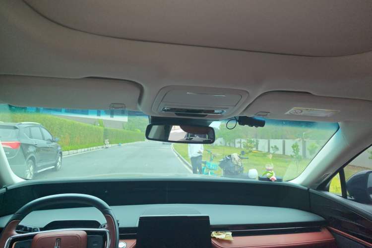 Used Lincoln Nautilus 2025 Model, Facelifted 2.0T Four-Wheel-Drive Zunyi Hybrid Version Headliner