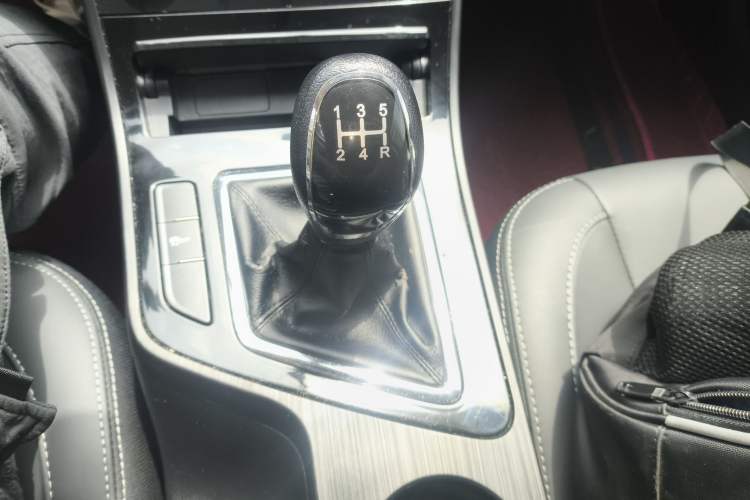 Used Chery Arrizo 5 2021 PRO 1.5L Manual Youth Edition Gear Lever