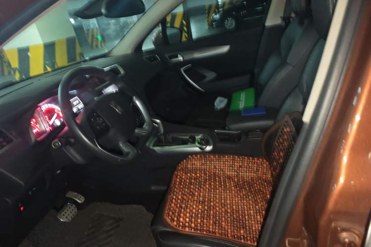 Used DS 6 2016 1.8T Luxury Edition THP200
