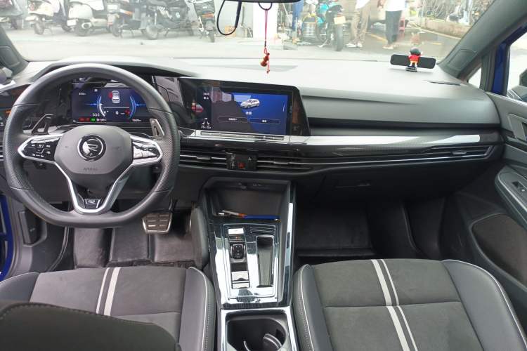 Used Volkswagen Golf 2021 280TSI DSG R-Line
