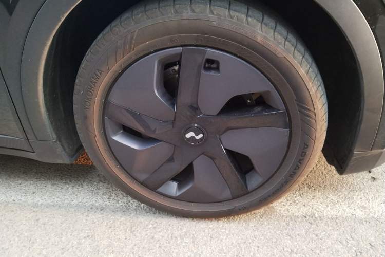 Used ONVO L60 2025 Model—60 kWh All-Wheel-Drive Version