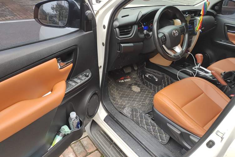 Used Toyota Fortuner 2016 2.7L Middle East Version