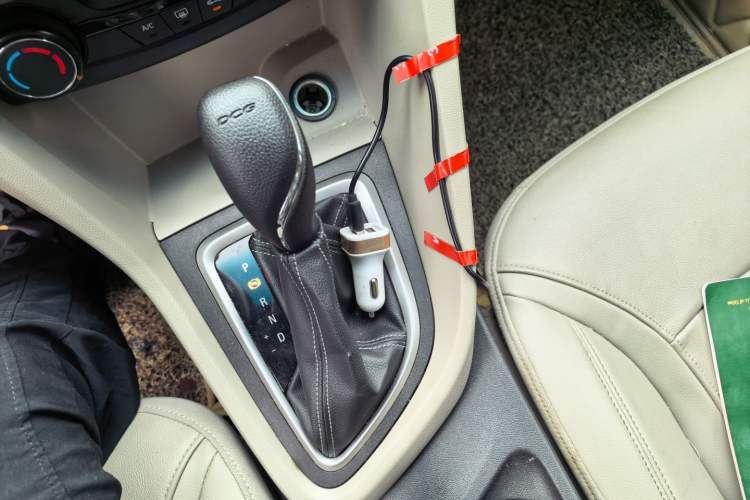 Used Buick GT 2018 15T Dual-Clutch Elite Model China V Standard Gear Lever