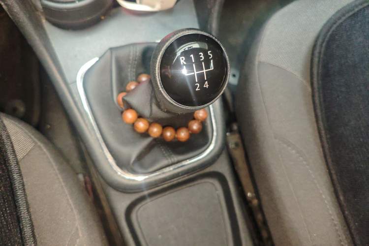 Used Volkswagen Polo 2014 1.6L Manual Comfort Edition