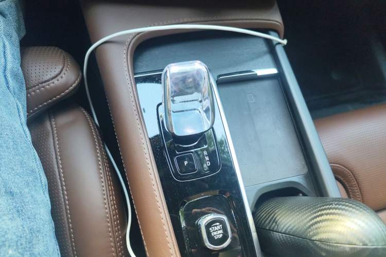 Used Volvo XC90 New Energy 2024 T8 Luxury Flagship 7-Seater
