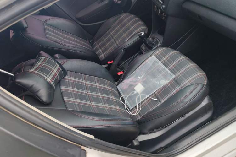 Used Volkswagen Polo 2016 1.4L Manual Fashion Model
