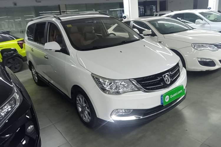 Used Baojun 730 2016 1.8L iAMT Luxury Model 7 Seats