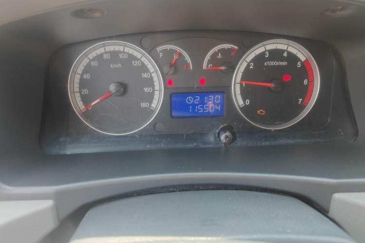 Used Foton Scenic G7  Odometer Close Up